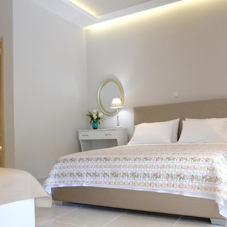 לימנאס Luxury Studios Ath מראה חיצוני תמונה