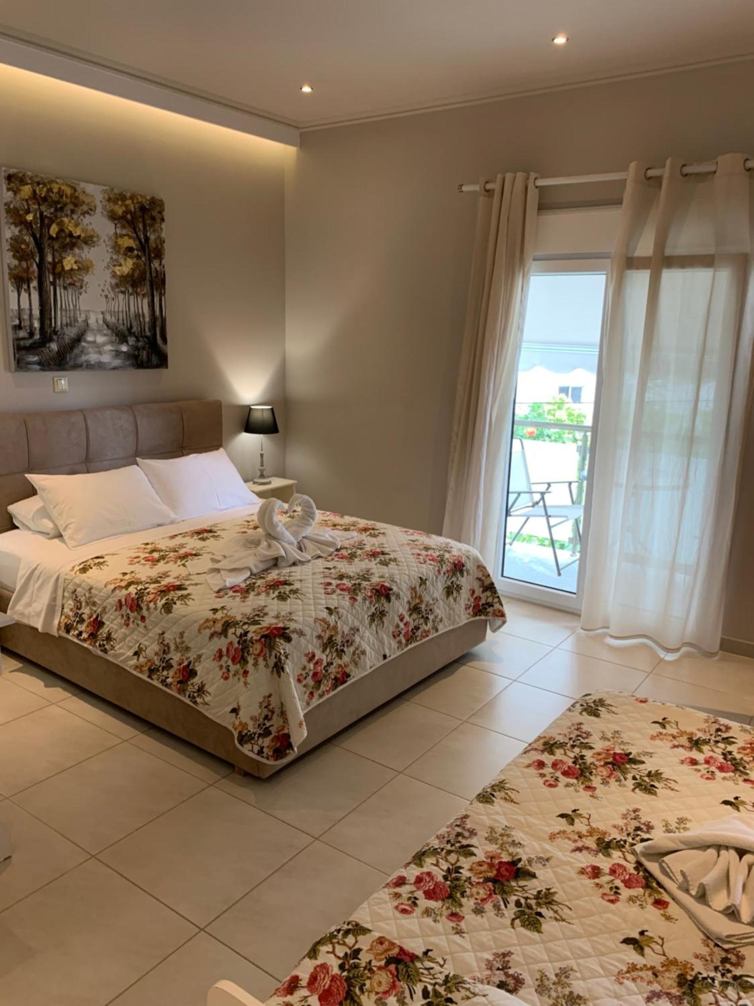 לימנאס Luxury Studios Ath מראה חיצוני תמונה