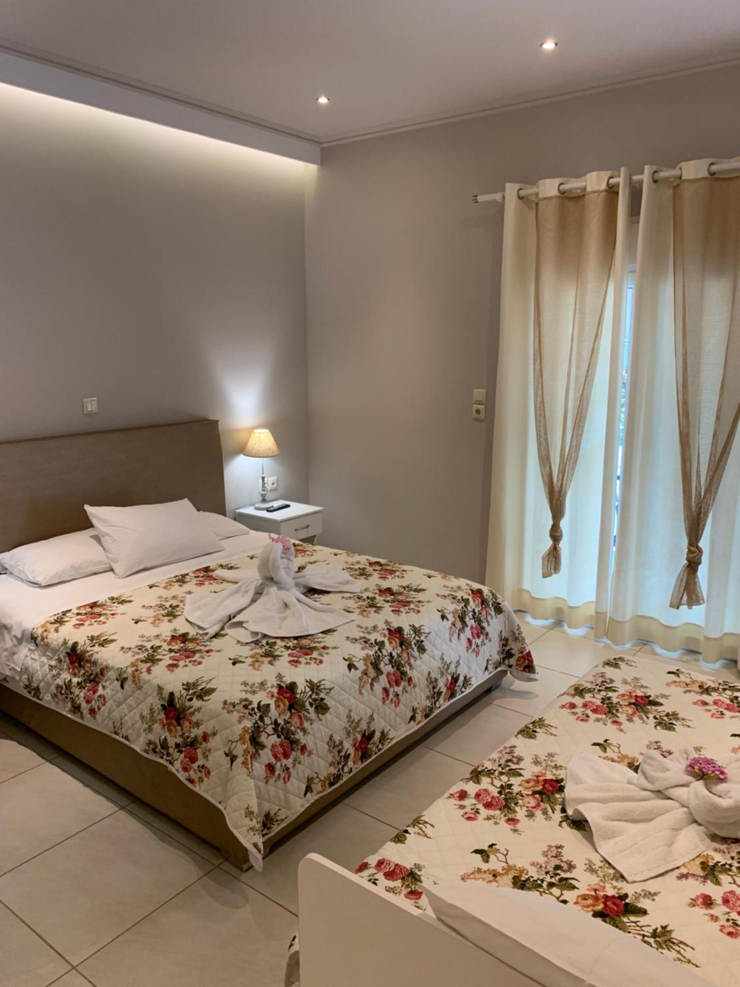 לימנאס Luxury Studios Ath מראה חיצוני תמונה