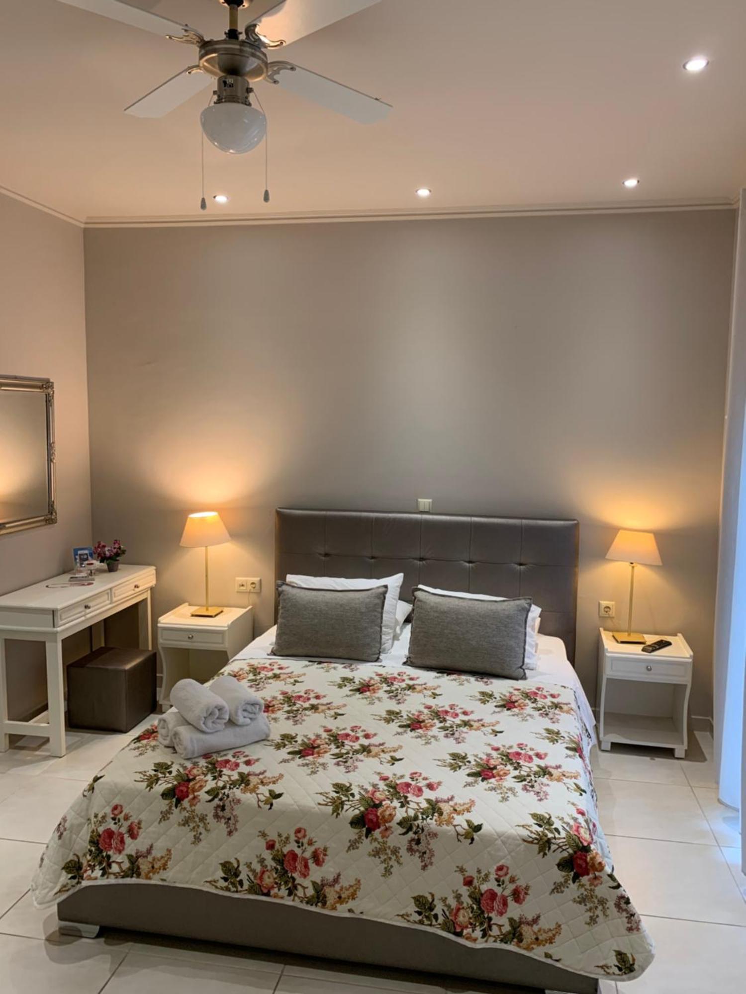 לימנאס Luxury Studios Ath מראה חיצוני תמונה