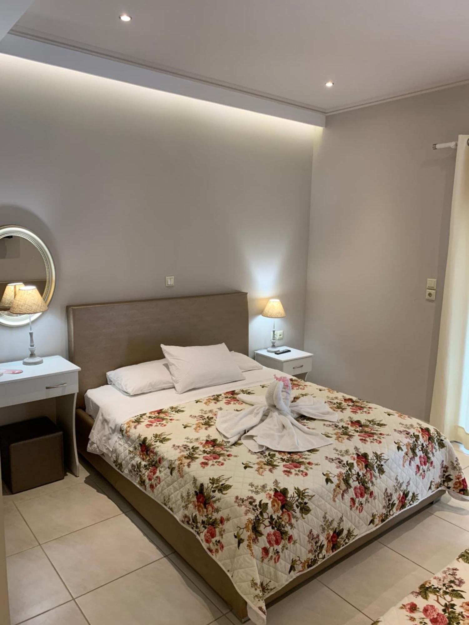 לימנאס Luxury Studios Ath מראה חיצוני תמונה