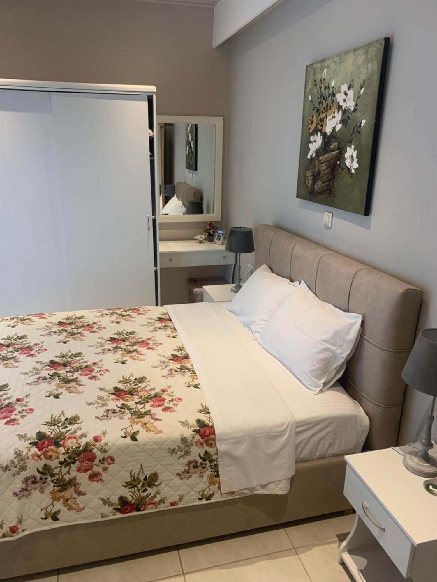 לימנאס Luxury Studios Ath מראה חיצוני תמונה