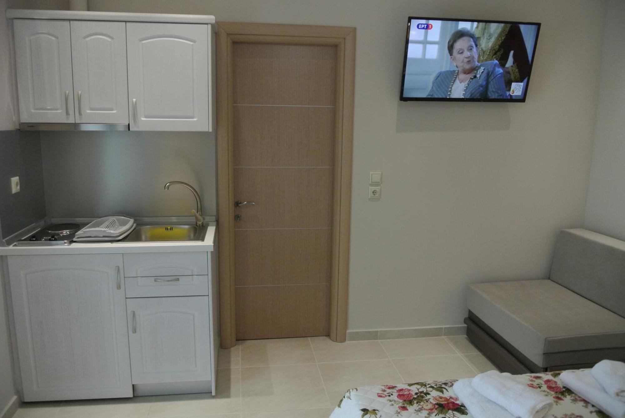 לימנאס Luxury Studios Ath מראה חיצוני תמונה